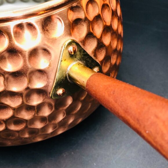 Vintage Hammered Copper Fondue Pot with Lid and Underplate Set MCM Teak Handle - Picture 5 of 10